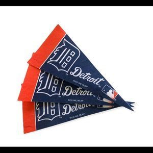 Set of 3 Detroit Tigers Small Pennants